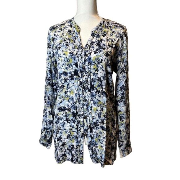 J Jill Women's Blouse Floral Print Navy White Green Crepe Light Size Medium - Picture 1 of 9